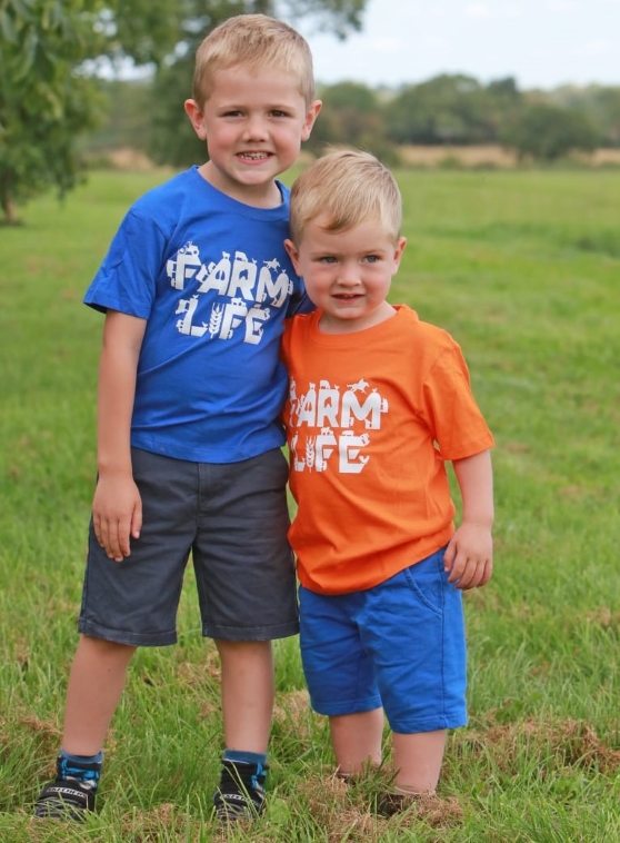  Buy Two Kids T-Shirts For £ 22.00